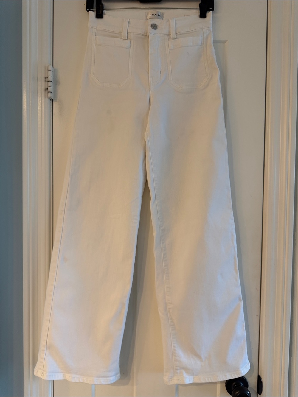 Frame - Le Slim Palazzo Modernist Pocket White Jeans - Picture 5 of 6